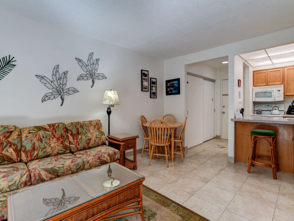 Discover Paradise: Ma'alaea Bay Vacation Rental Sleeps 4