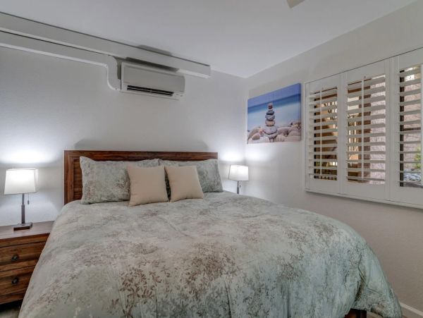 Kihei One Bedroom Vacation Condo Steps to the Beach