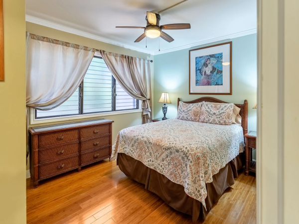 Tropical Comfort in South Maui - Condo with Pool & Lanai