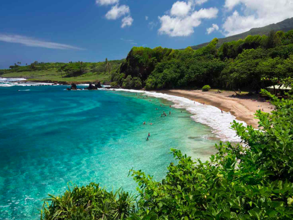 Tropical Comfort in South Maui - Condo with Pool & Lanai