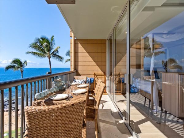 Wailea Vacation Condo Two Bedrooms Walk to Beach Sleeps 6