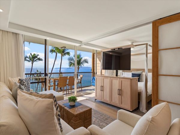 Wailea Vacation Condo Two Bedrooms Walk to Beach Sleeps 6