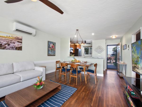 Kaanapali Vacation Condo Two Bedroom Walk to Beach