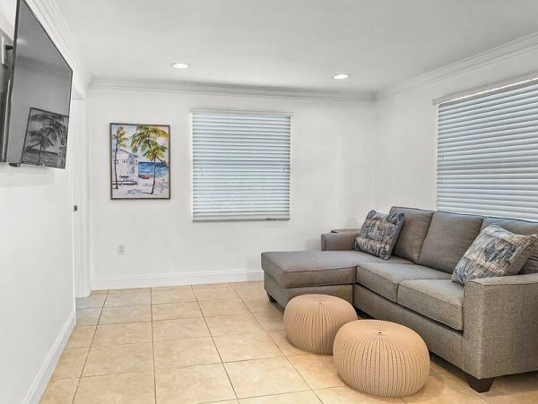 Siesta Key Vacation Home Walk to Beach Four bedroom