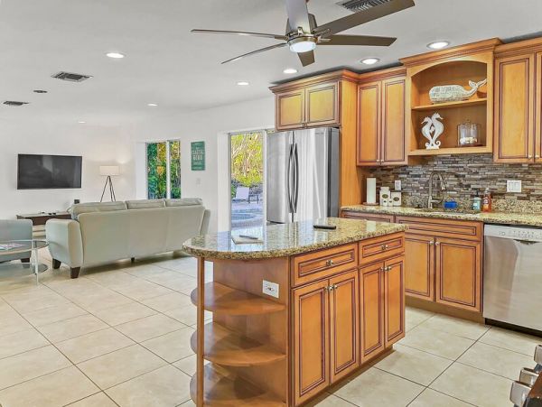 Siesta Key Vacation Home Walk to Beach Four bedroom