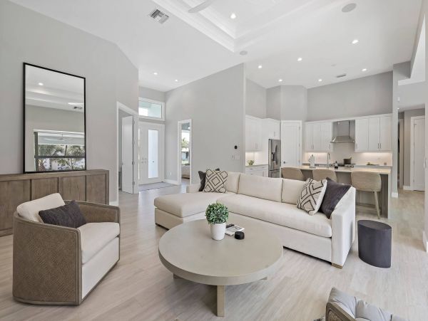 Walk to Beach Marco Island Vacation Home Five Bedroom