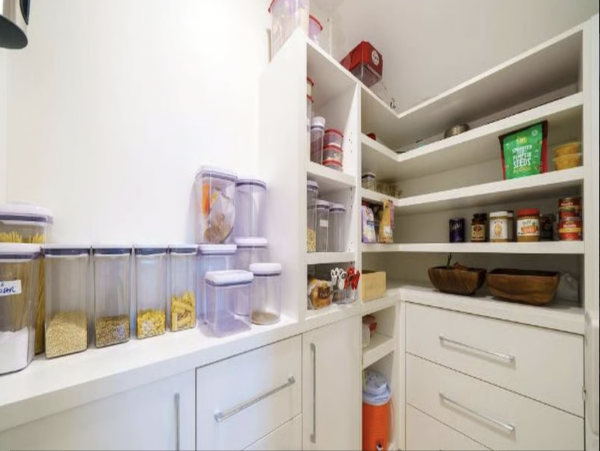 Luxury Residence Offers Style & Comfort