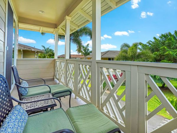 Princeville Vacation Home Three Bedroom Walk to Beach