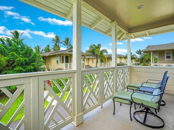 Princeville Vacation Home Three Bedroom Walk to Beach