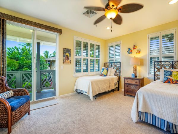 Princeville Vacation Home Three Bedroom Walk to Beach