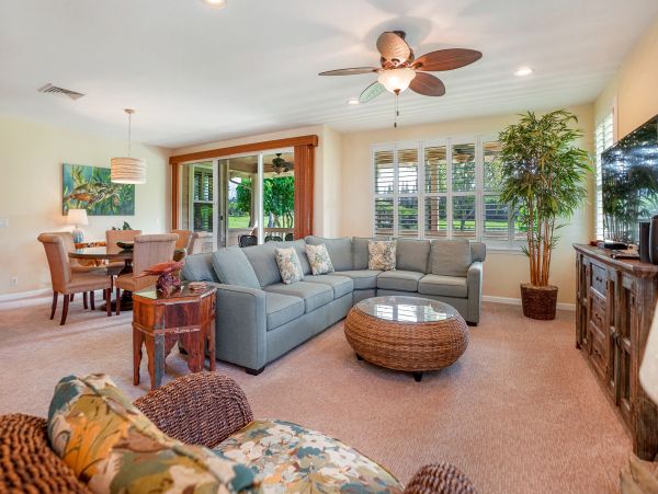 Princeville Vacation Home Three Bedroom Walk to Beach