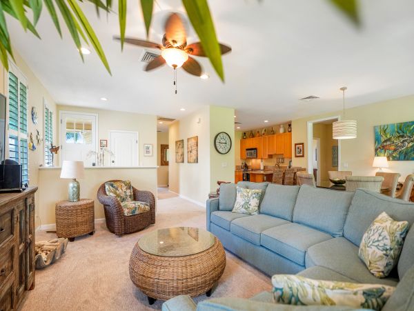 Princeville Vacation Home Three Bedroom Walk to Beach