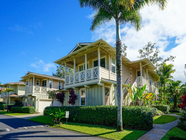 Princeville Vacation Home Three Bedroom Walk to Beach