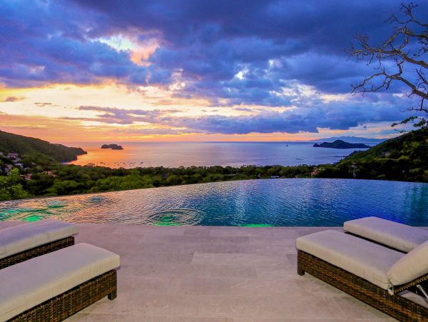 Luxury Vacation Rental with 6 Bedrooms & Amazing Views
