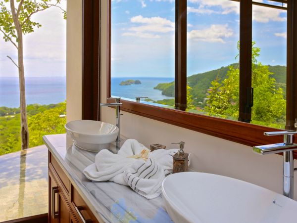 Luxury Vacation Rental with 6 Bedrooms & Amazing Views