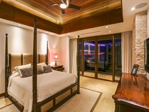 Luxury Vacation Rental with 6 Bedrooms & Amazing Views