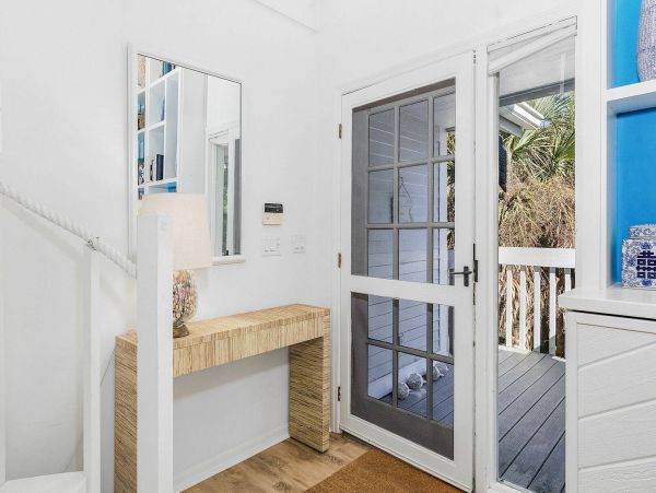 Tropical Vacation Rental with 4 Bedrooms, Loft on Sanibel Island