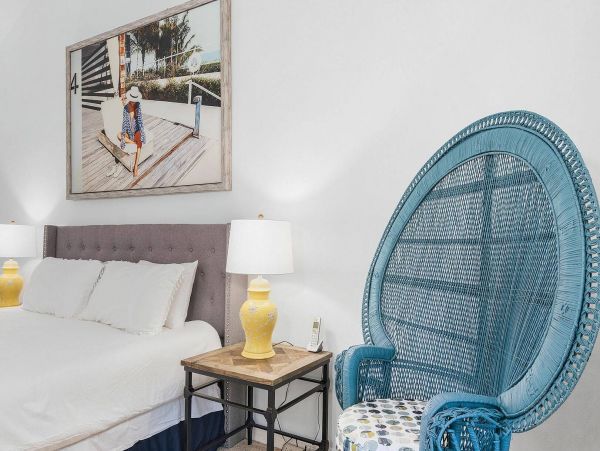Tropical Vacation Rental with 4 Bedrooms, Loft on Sanibel Island
