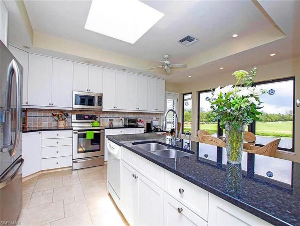 Sanibel Vacation Home Three Bedroom with Pool