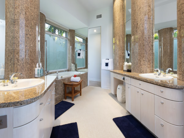 Big Island Vacation Rental with Private Pool - Luxury Four Bedroom Home with Ocean Views