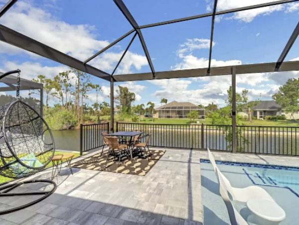 Cape Coral Vacataion Home Four Bedroom
