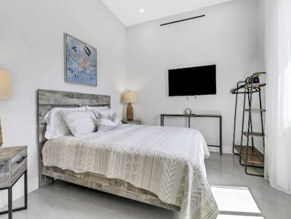 Cape Coral Vacataion Home Four Bedroom