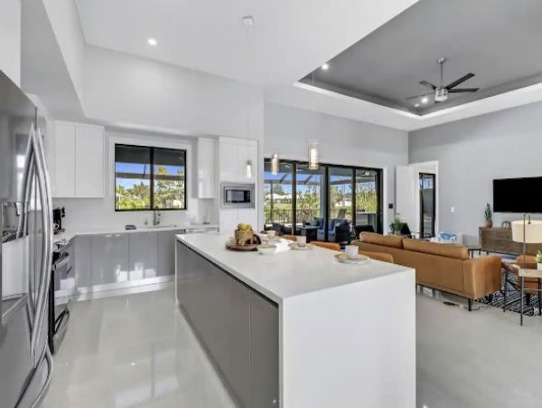 Cape Coral Vacataion Home Four Bedroom