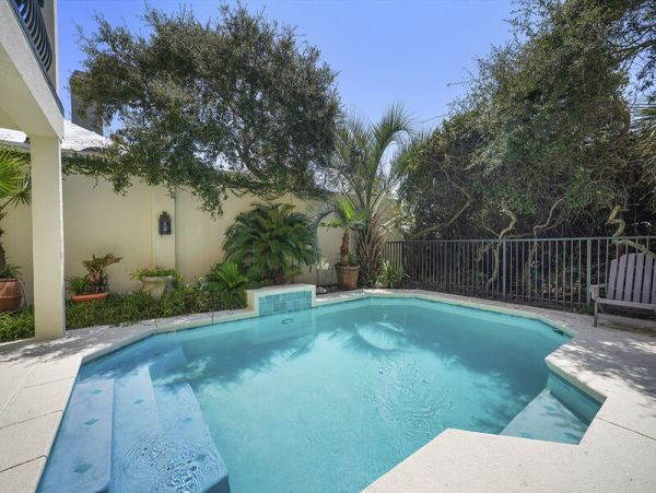 Beachfront Vacation Rental in Santa Rosa Beach