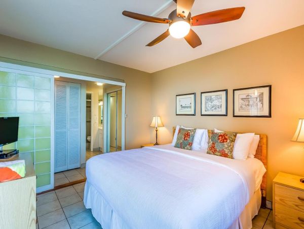 Beachfront Single-Level Vacation Rental with Full Ocean Views