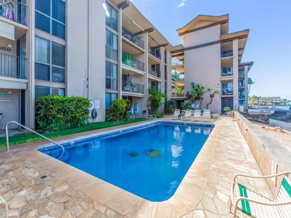 Beachfront Single-Level Vacation Rental with Full Ocean Views