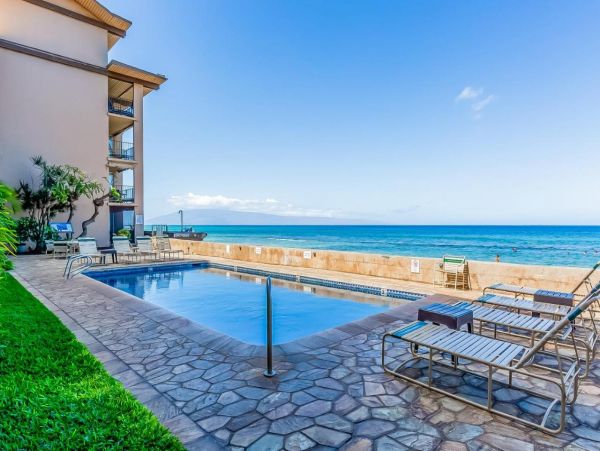 Beachfront Single-Level Vacation Rental with Full Ocean Views