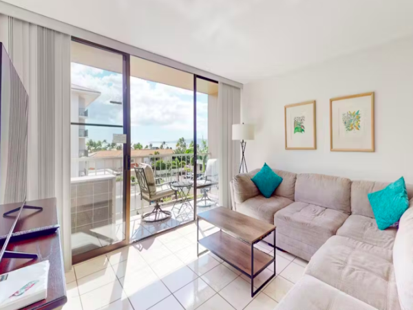 Top-Floor Kihei Condo with Scenic Views and Resort Amenities