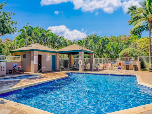 Top-Floor Kihei Condo with Scenic Views and Resort Amenities