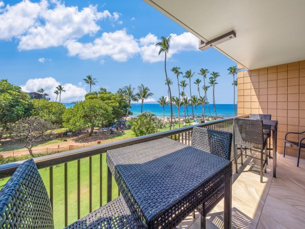 Great Island Condo with Ocean View, Beach, Shared Pool & Spa