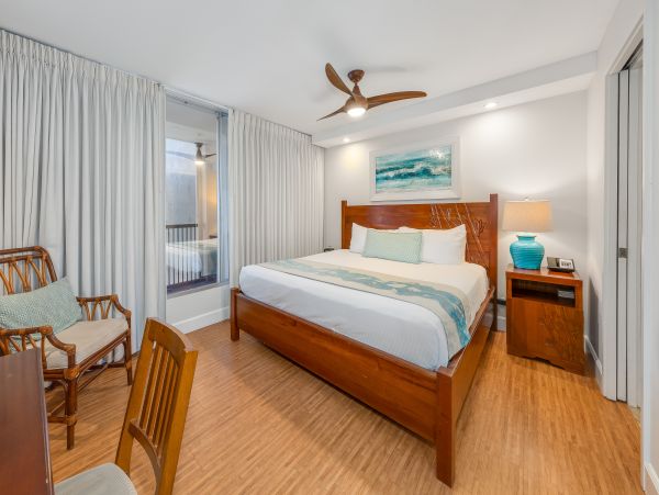 Great Island Condo with Ocean View, Beach, Shared Pool & Spa