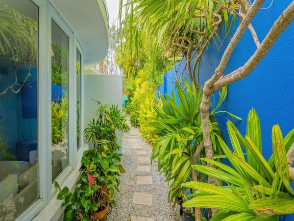 One of a Kind Retreat with Private Pool in St. Armand Four Bedroom