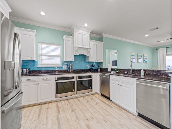 Gulf View Home Close to Beach & Golf, Dogs Ok, Sleeps 26 Guests