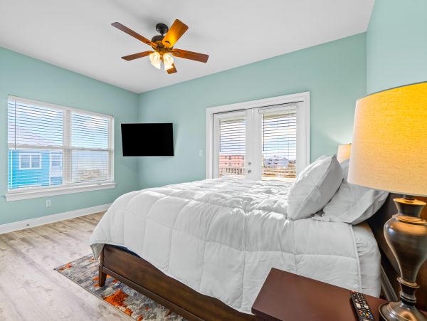 Gulf View Home Close to Beach & Golf, Dogs Ok, Sleeps 26 Guests