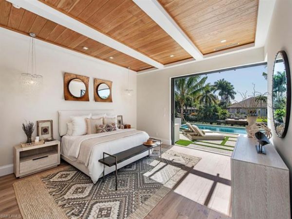 Naples Vacation Home With infinity Pool Sleeps Ten Guests