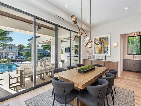 Naples Vacation Home With infinity Pool Sleeps Ten Guests