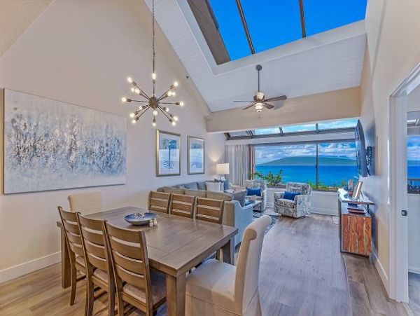 Kahana Beautiful Three Bedroom Oceanfront Penthouse