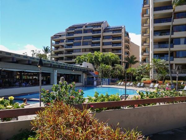 Kahana Beautiful Three Bedroom Oceanfront Penthouse
