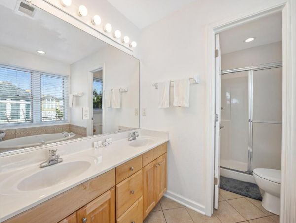 Corolla Vacation Home Sleeps 16 Guest