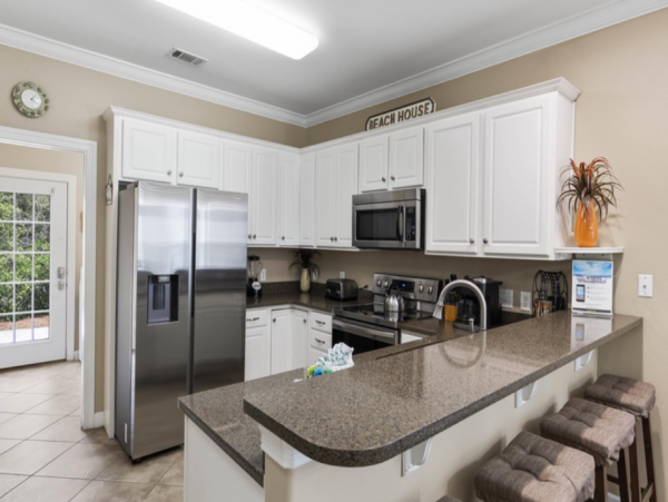 Incredible Coastal Home with 7 Bedrooms Walk to Beach