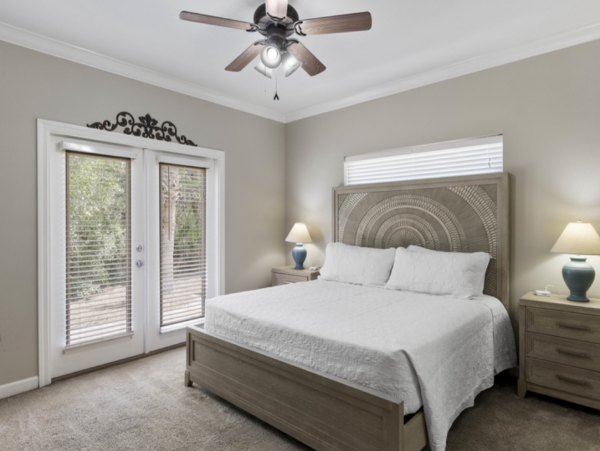 Incredible Coastal Home with 7 Bedrooms Walk to Beach