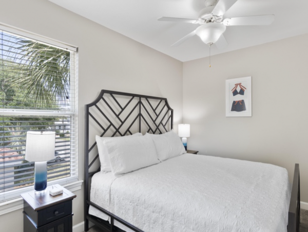 Incredible Coastal Home with 7 Bedrooms Walk to Beach