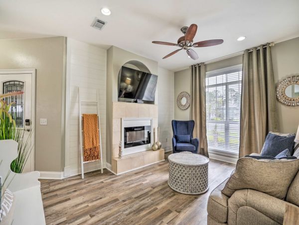 Spacious Beach Villa with Private Pool in Panama City Beach
