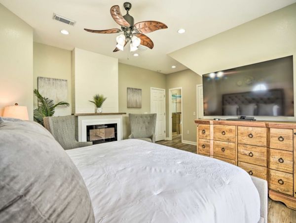 Spacious Beach Villa with Private Pool in Panama City Beach