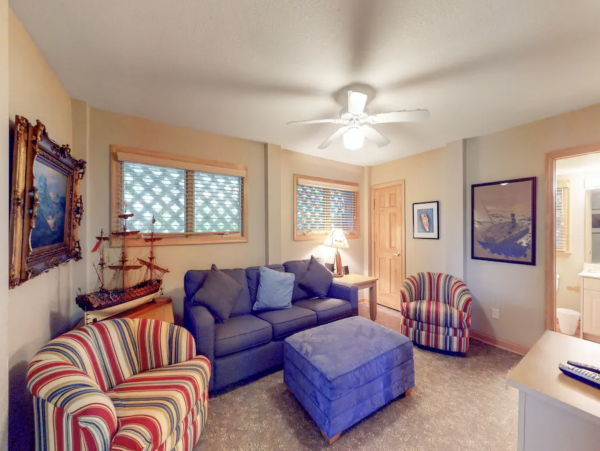 Lovely Home Enjoys The Ultimate in Terms of Beach Comfort