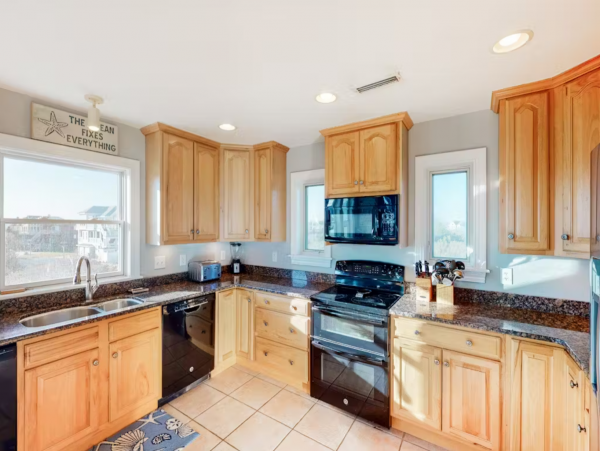 Corolla Vacation Home Private Pool, Hot Tub & Ocean Views